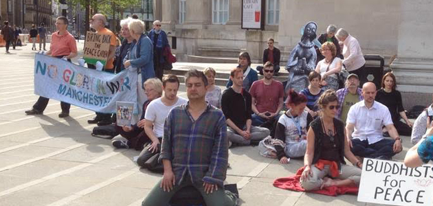 Friends join Flashmob for peace