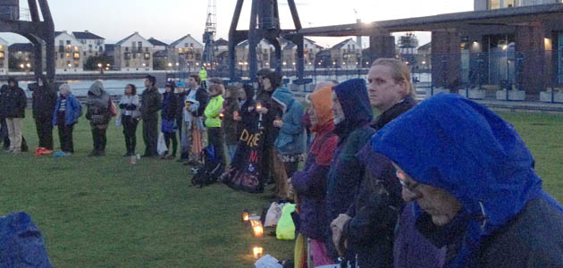 Friends at arms fair protests