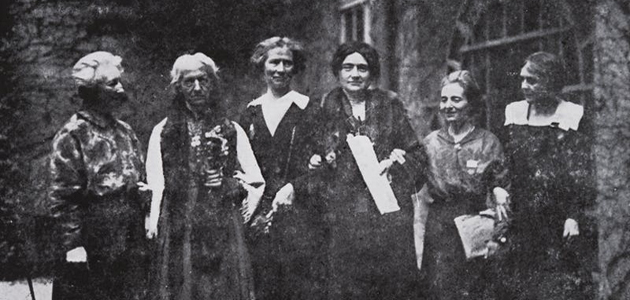 Women’s historical peace photography