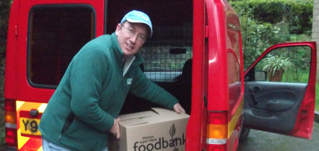 Sidcot students help fund food bank van