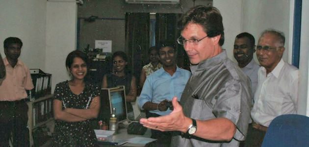 Two faces of conflict resolution