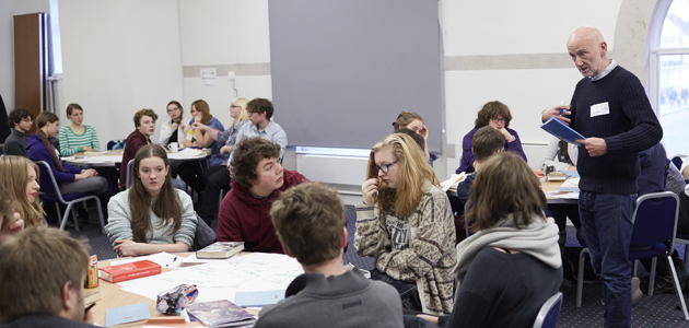 Meeting for Sufferings: Young Friends participate