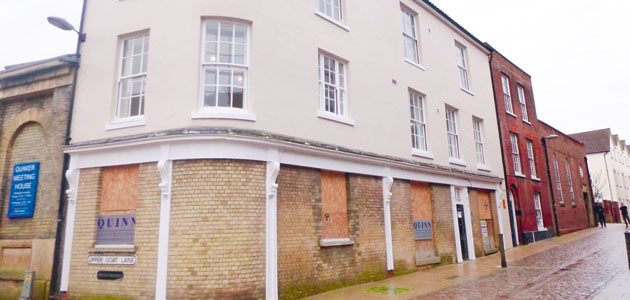 Home delivery: Robert Ashton is all over the shop