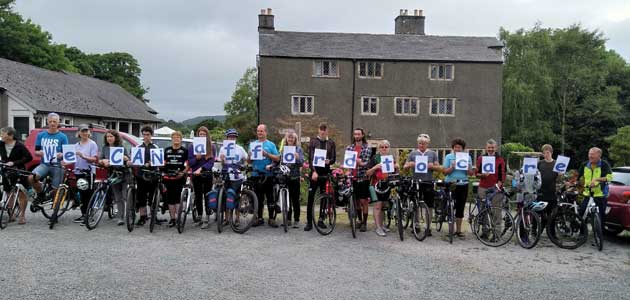 Solidarity with cycling Friends