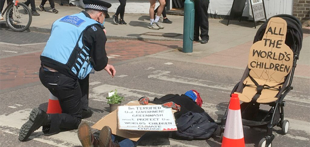 Quakers in XR ‘Rebellion of One’