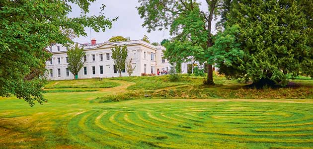 Woodbrooke building handed over
